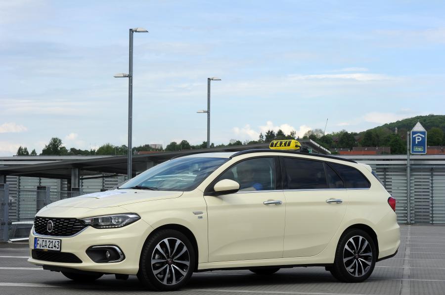 Fiat Tipo Station Wagon Taxi by Intax '2016